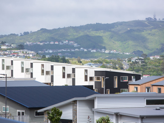 townhouses_and_hill