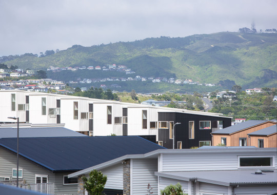 townhouses_and_hill